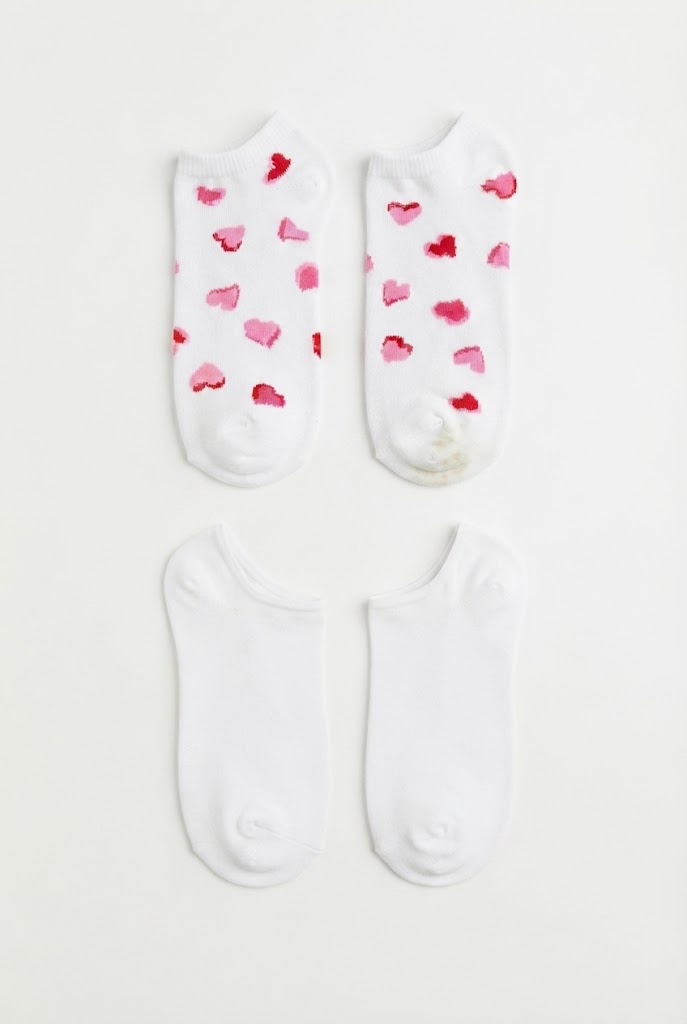 Pink and Red Heart-Patterned Low-Cut Socks (2-Pack)