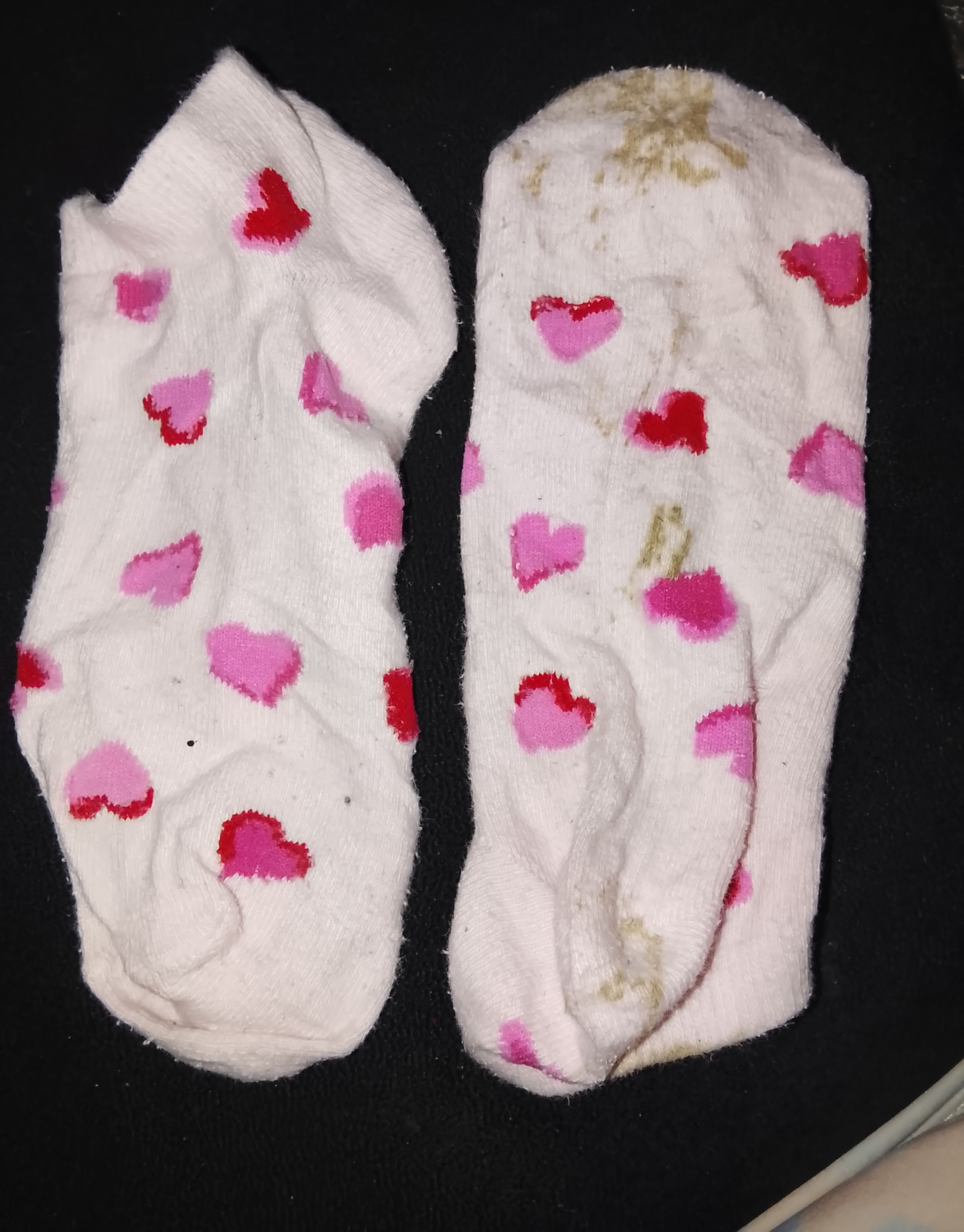 Pink and Red Heart-Patterned Low-Cut Socks (2-Pack) 2