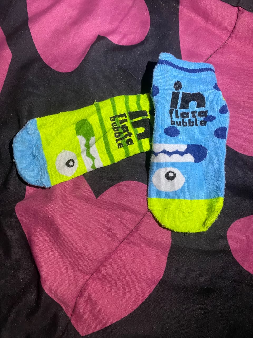 Kids Grey Bear Face and Blue Monster Novelty Ankle Socks (2-Pack) 2